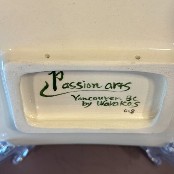 Ceramic Fish Soap or Trinket Dish Hand Painted in Vancouver BC Passion Arts - Picture 6 of 11